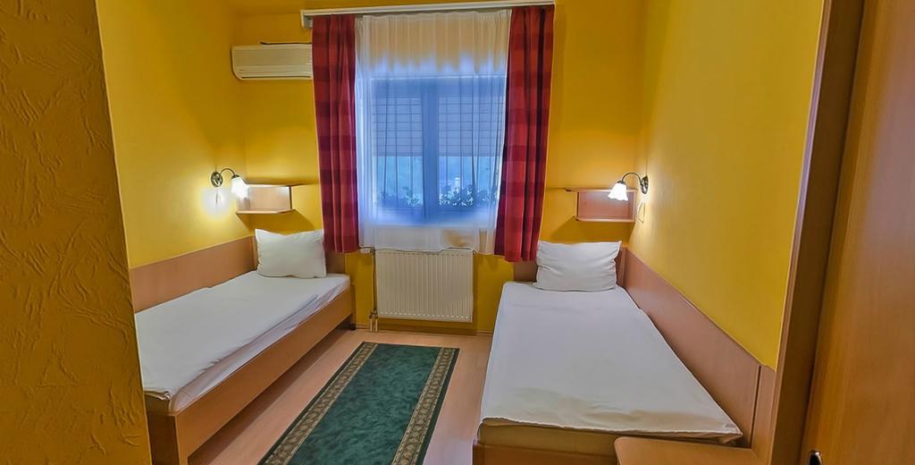 Sport Hotel Kecskemét Room photo