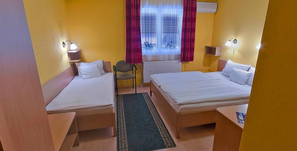 Sport Hotel Kecskemét Room photo