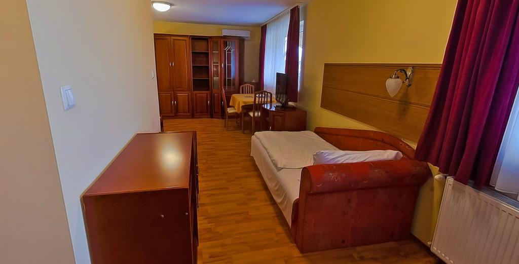 Sport Hotel Kecskemét Exterior photo