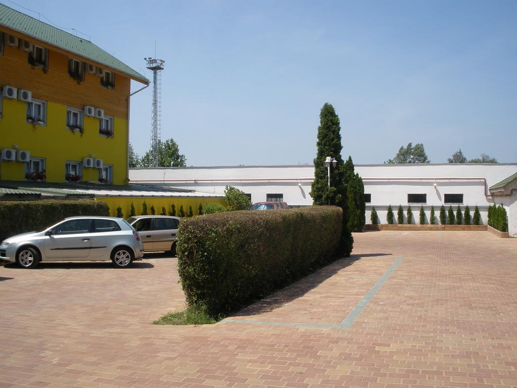 Sport Hotel Kecskemét Exterior photo