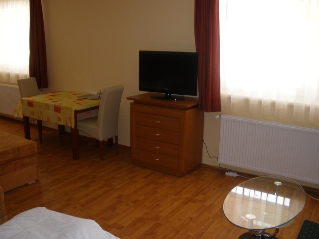 Sport Hotel Kecskemét Exterior photo