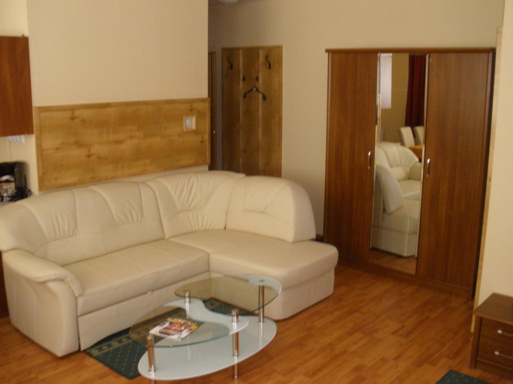 Sport Hotel Kecskemét Exterior photo
